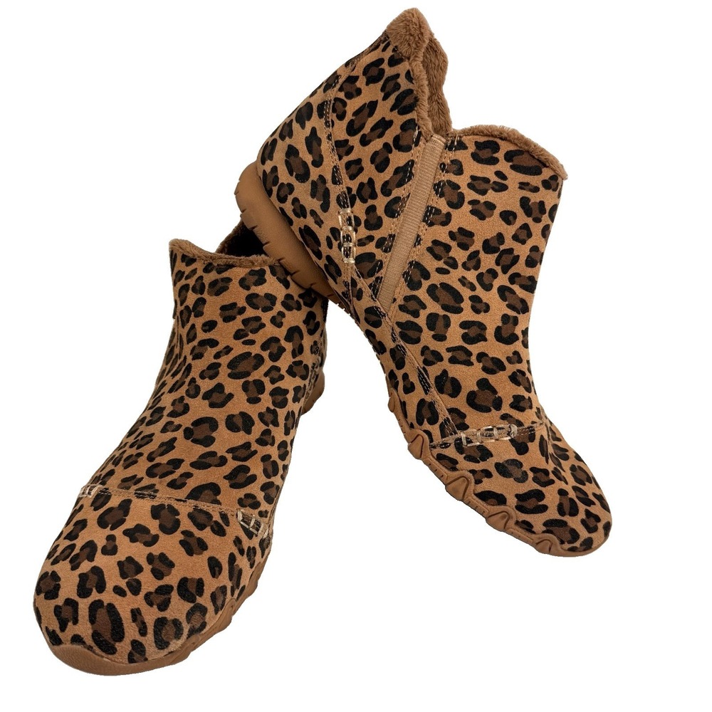 Skechers Ankle Boots Size 9.5 Relaxed Fit Earthy Chic Leopard Suede Memory Foam